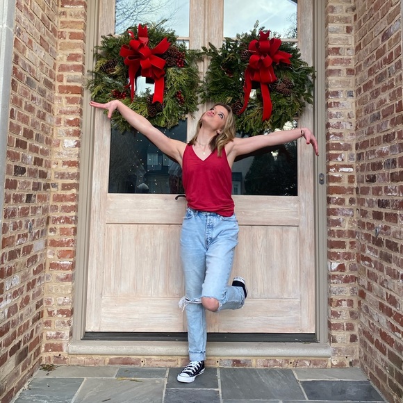 Meet your Posher, Erica - Picture 1 of 1